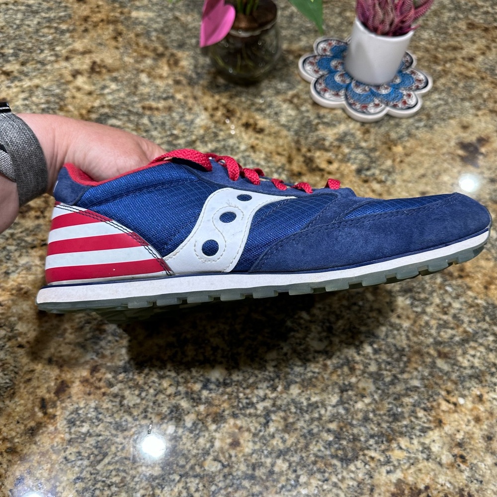 Saucony Jazz Low Pro Sneakers - Picture 12 of 15